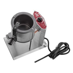 Four Lee Pro 4-20 pour la fonte des balles.Grande capacité,20 livres de plomb soit 9.07 kg.220volts,normes CE.